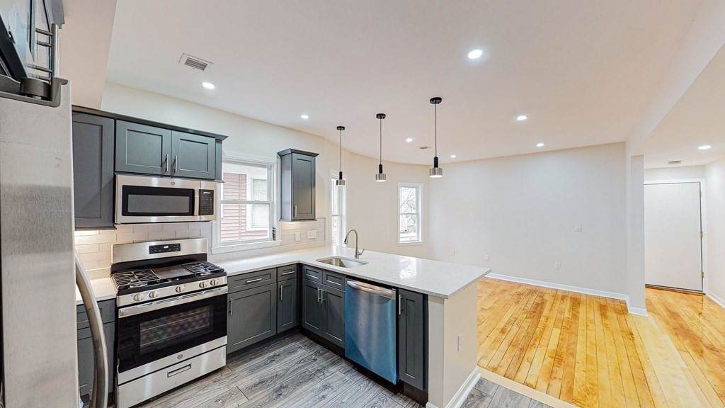 109 Deering Rd - Photo 1