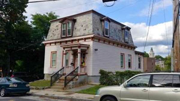 48 Newton St - Photo 1