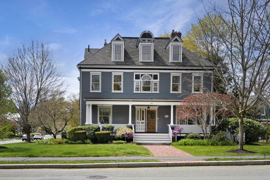 69 Prince St - Photo 1