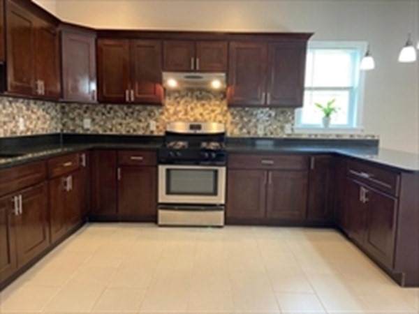 42 Perry Ave - Photo 1