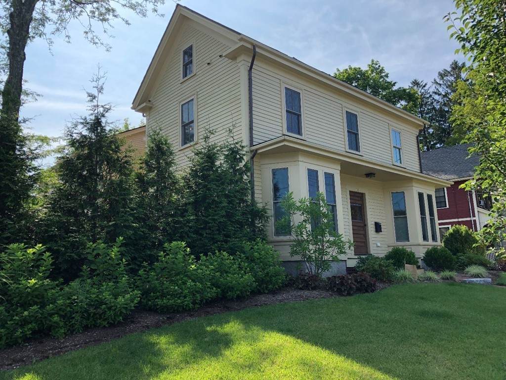 1024 Massachusetts Ave - Photo 1