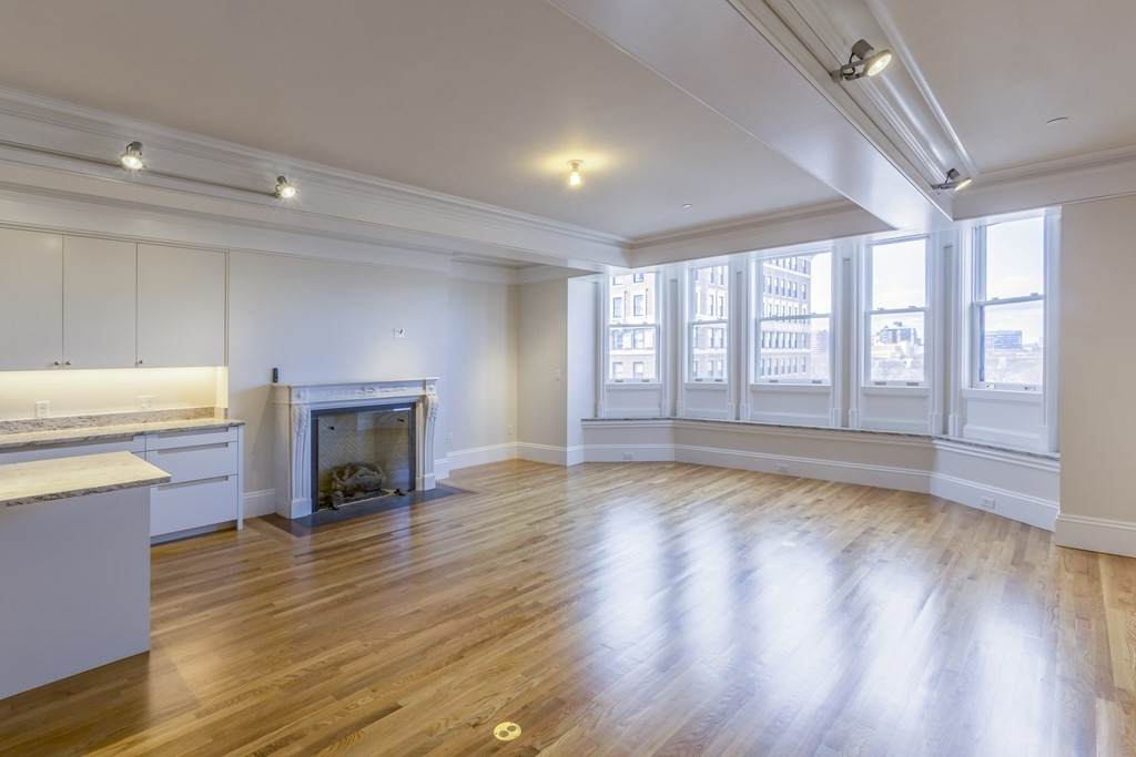 101 Beacon Street - Photo 1