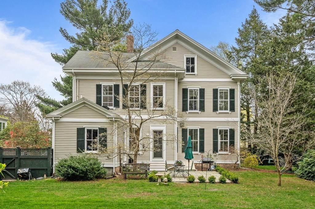 135 Court Street - Photo 1
