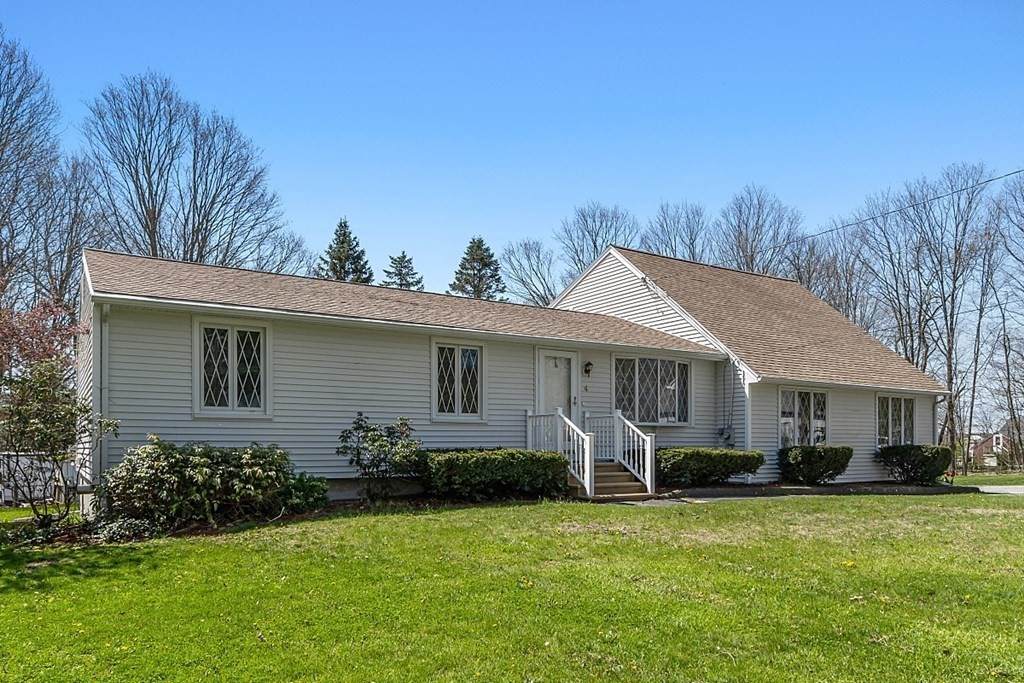 4 Lovett Rd - Photo 1