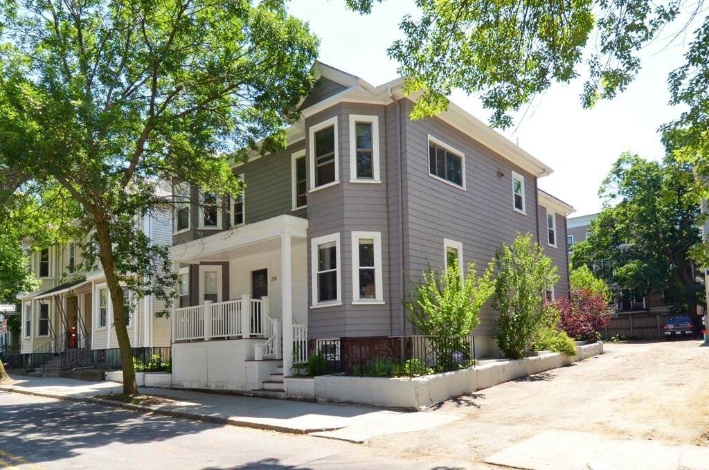 218 Freeman Street - Photo 1