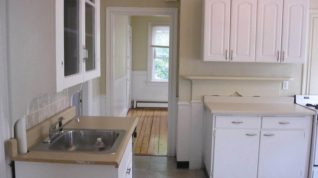 9 Amy St - Photo 1