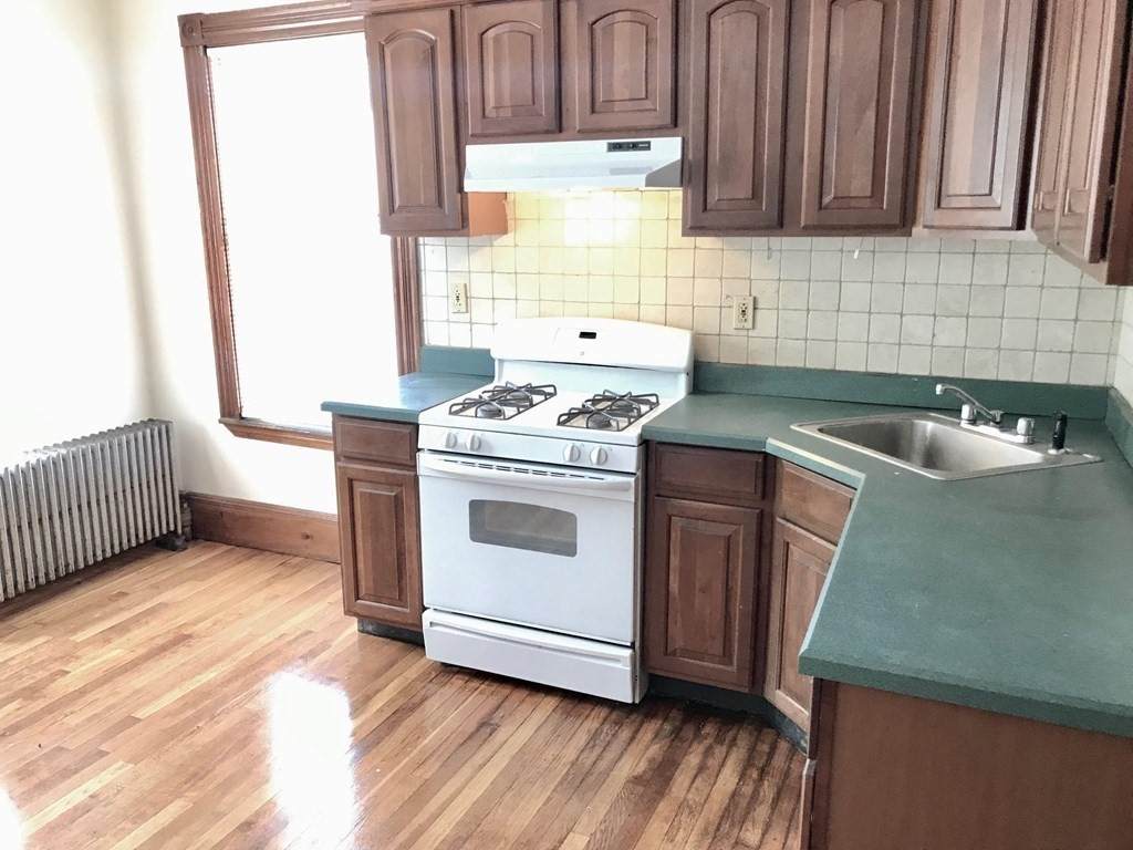 336 Centre St - Photo 1