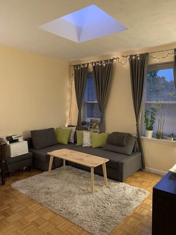 92 Gordon St - Photo 1