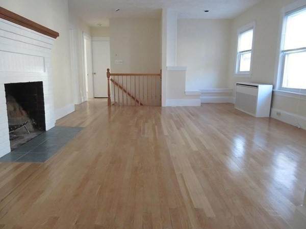 30 Beaconsfield Rd - Photo 1