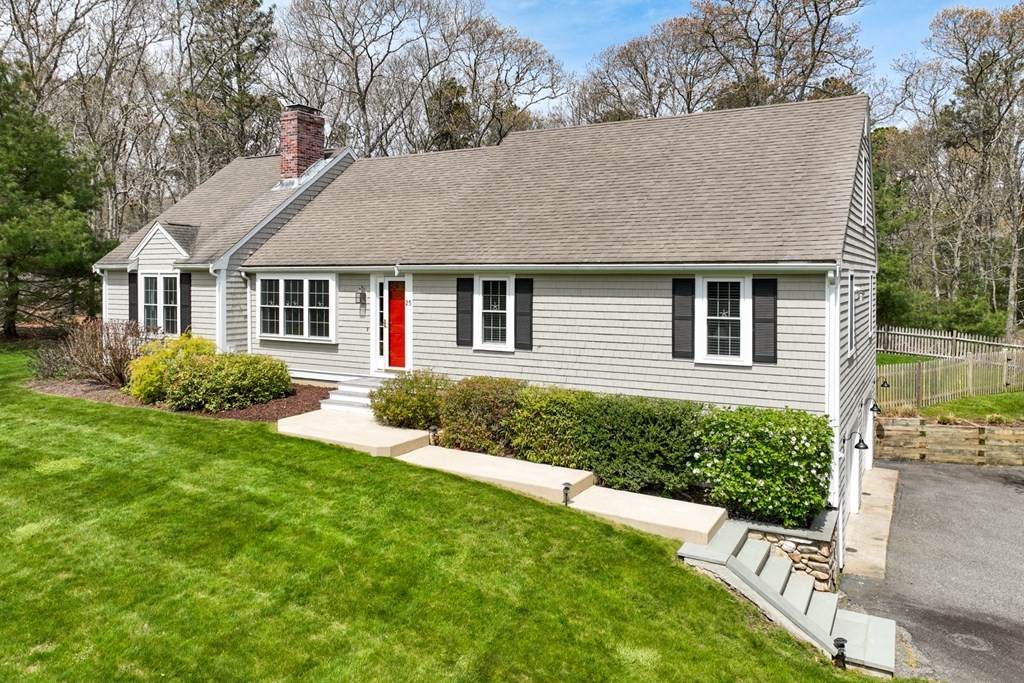 25 Peach Tree Road - Photo 1