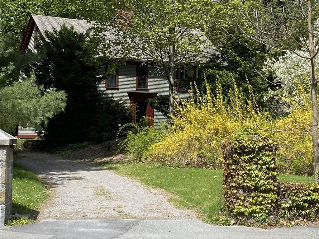 745 Washington St - Photo 1