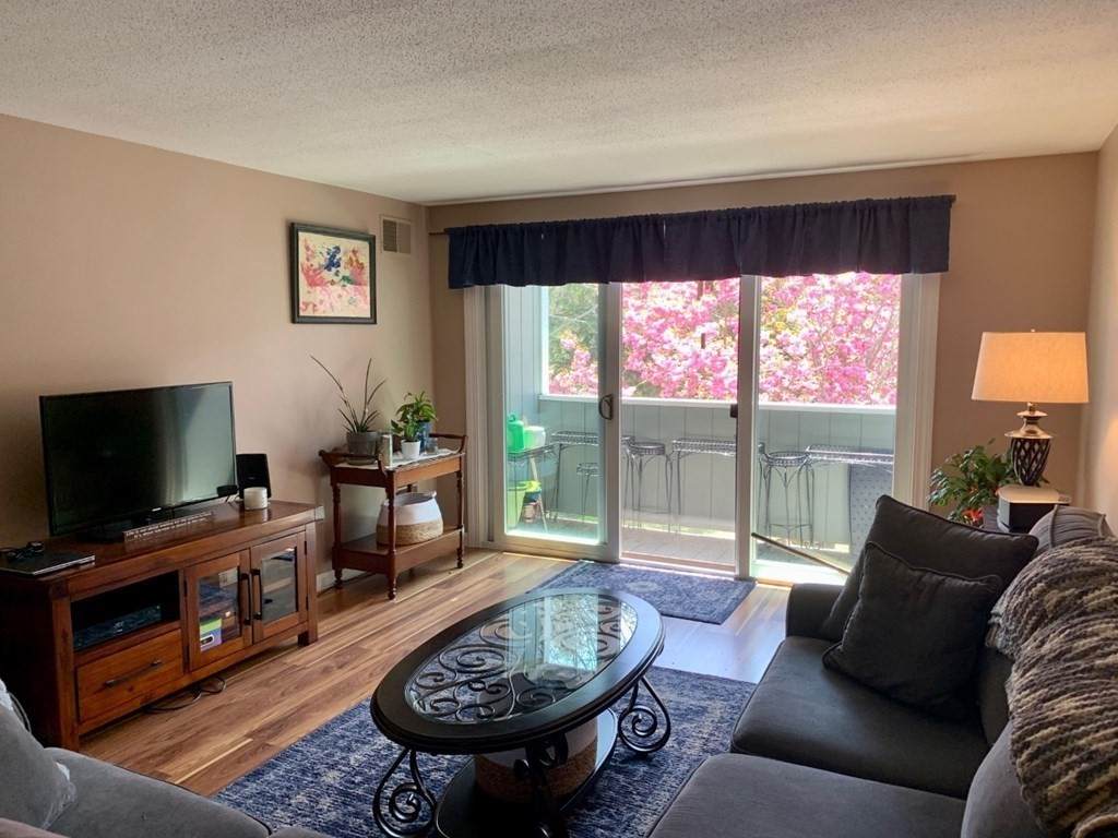 7 Marc Dr. - Photo 1