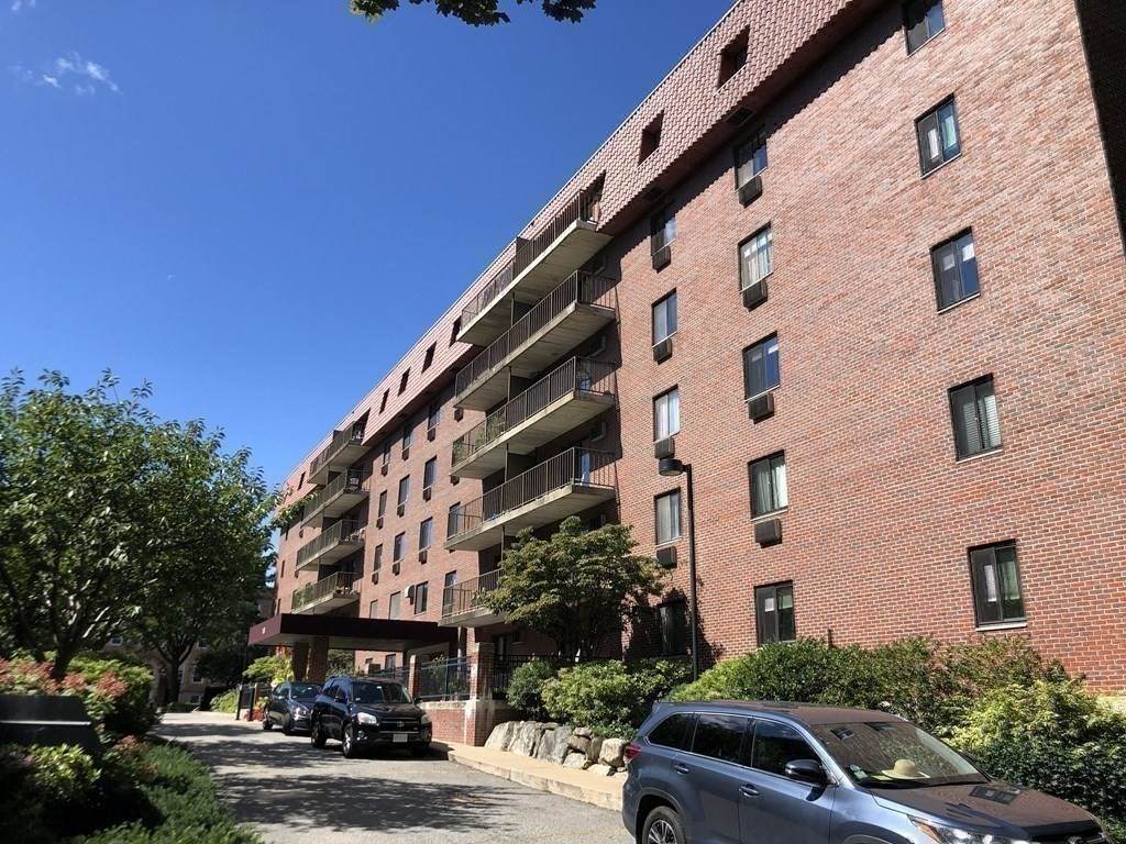 135 Pleasant St - Photo 1