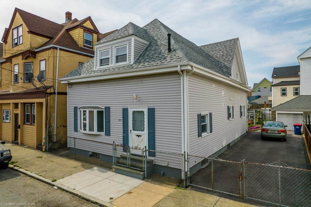 193 Blackmer Street - Photo 1