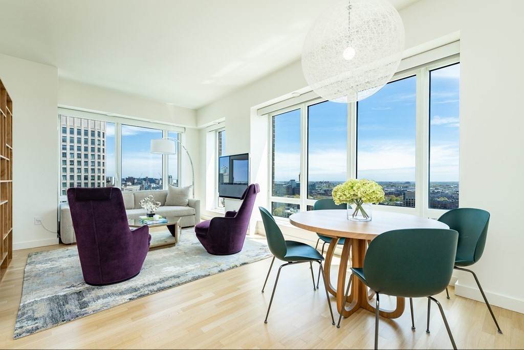 400 Stuart Street - Photo 1