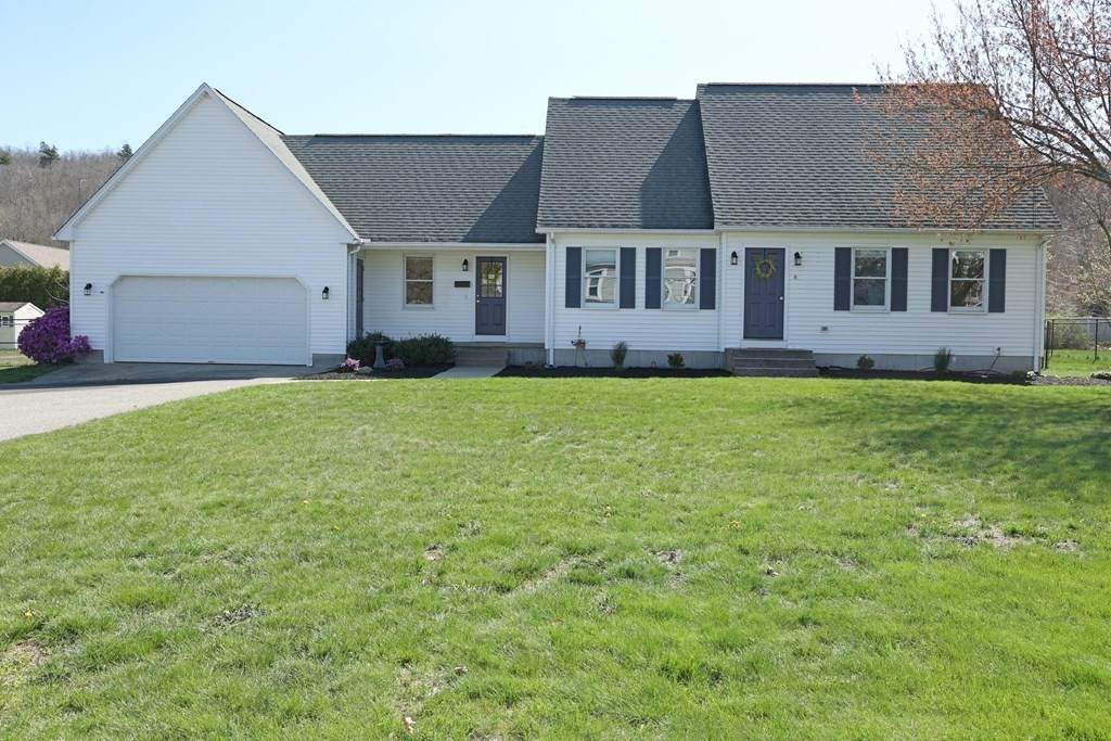 6 Gates St - Photo 1