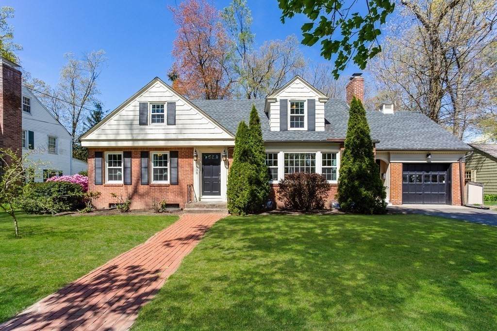638 Laurel Street - Photo 1