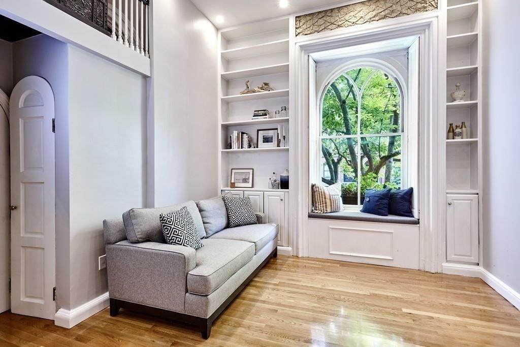 124 Beacon Street - Photo 1