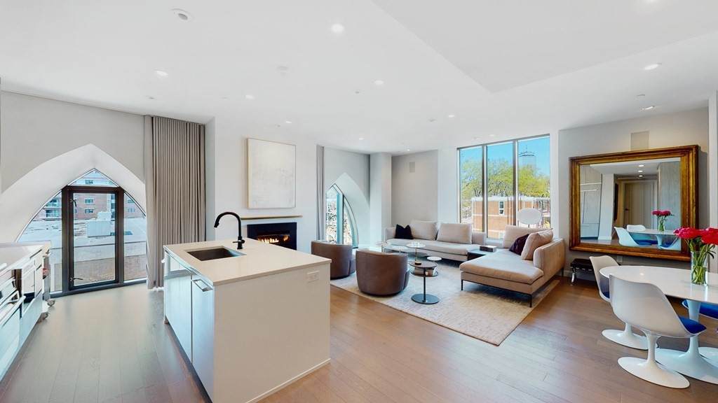 140 Shawmut Ave - Photo 1