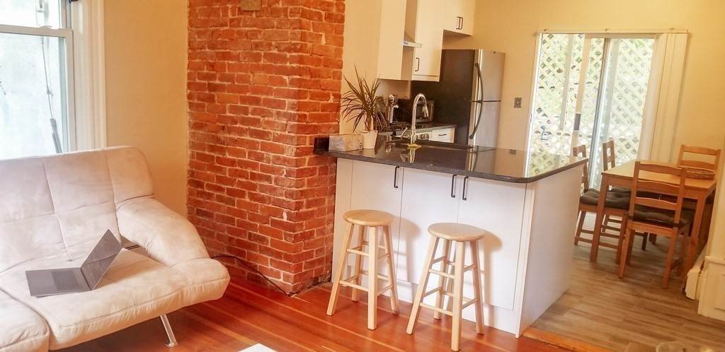 64 White Place - Photo 1