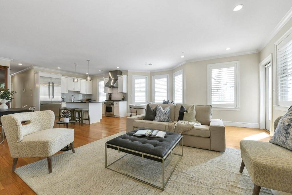 603 E. 6th Street - Photo 1