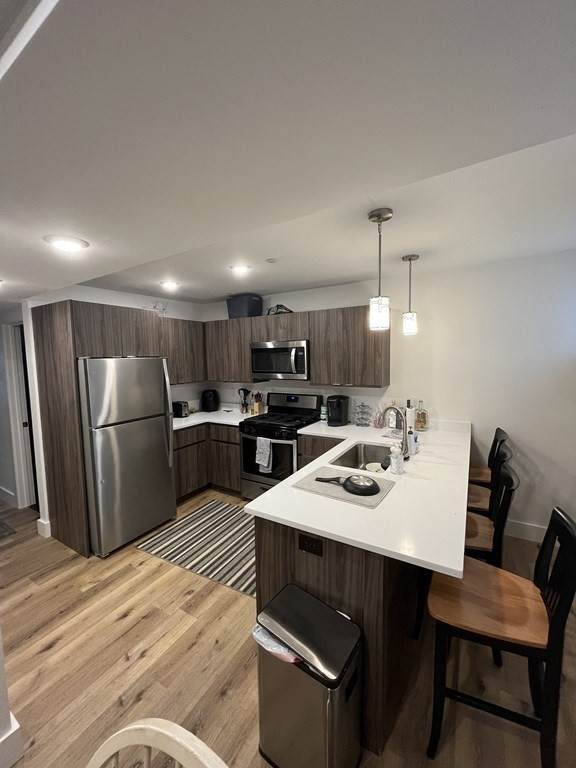 211 West 9th - Photo 1