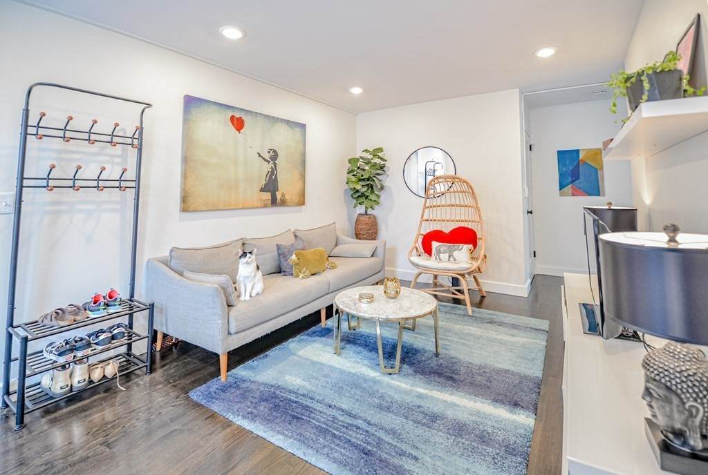 145 Farragut - Photo 1