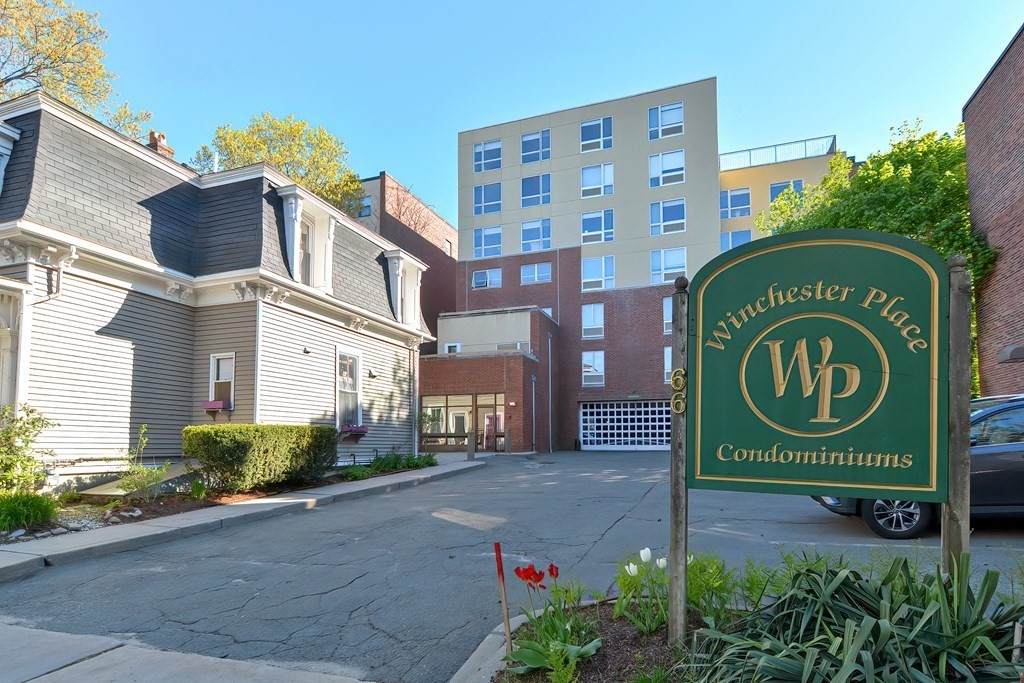 66 Winchester St - Photo 1