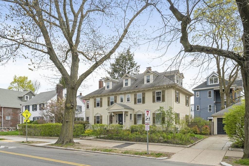 180 Arborway - Photo 1