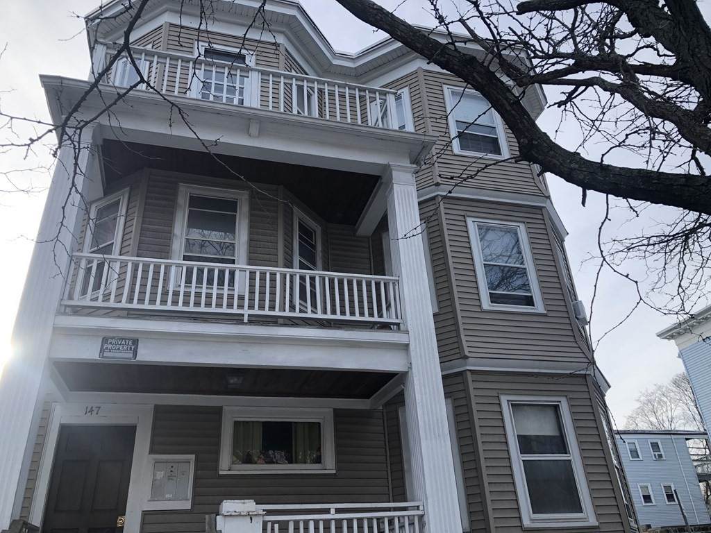 147 Hancock St - Photo 1