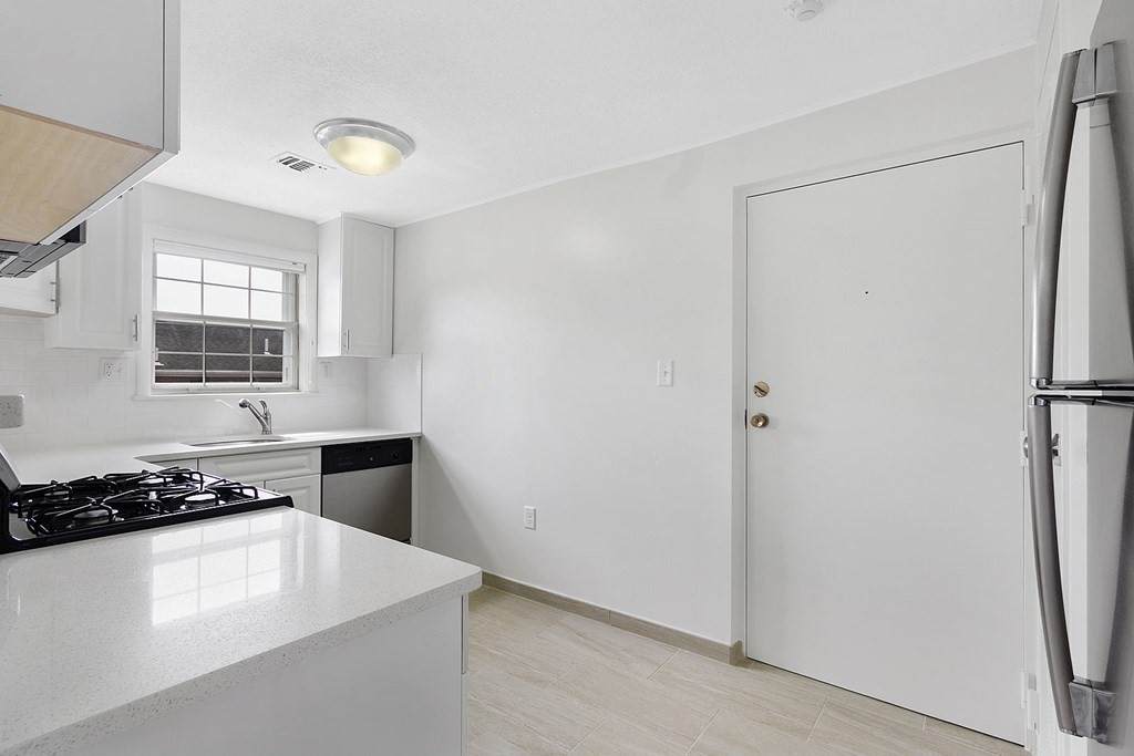 200 Bedford - Photo 1