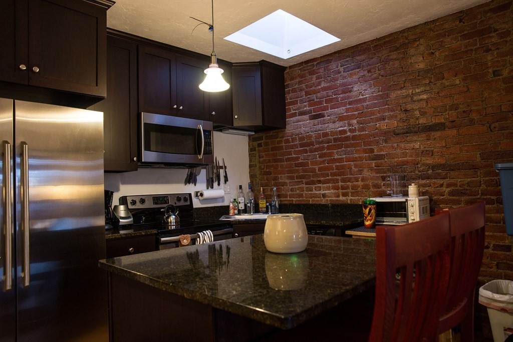 881 Harrison Ave - Photo 1