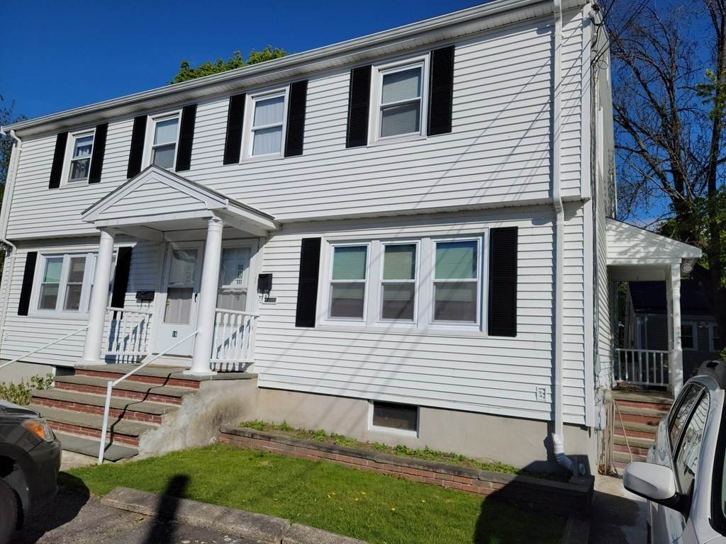18 Vivian Drive - Photo 1