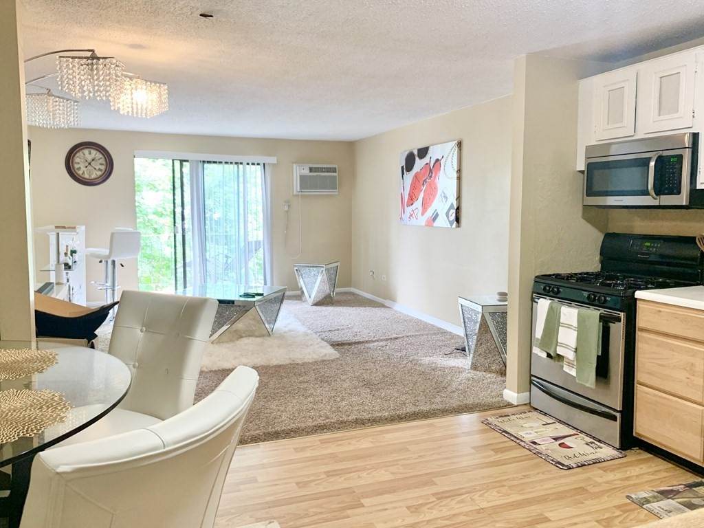 307 Pawtucket Blvd - Photo 1