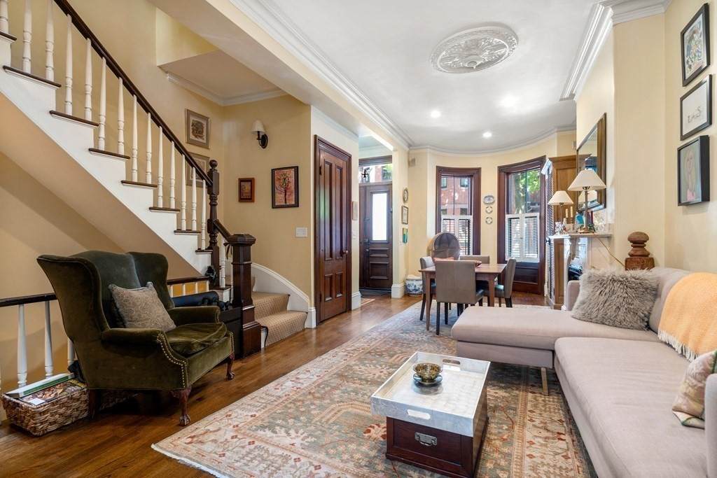 4 St Charles Street - Photo 1