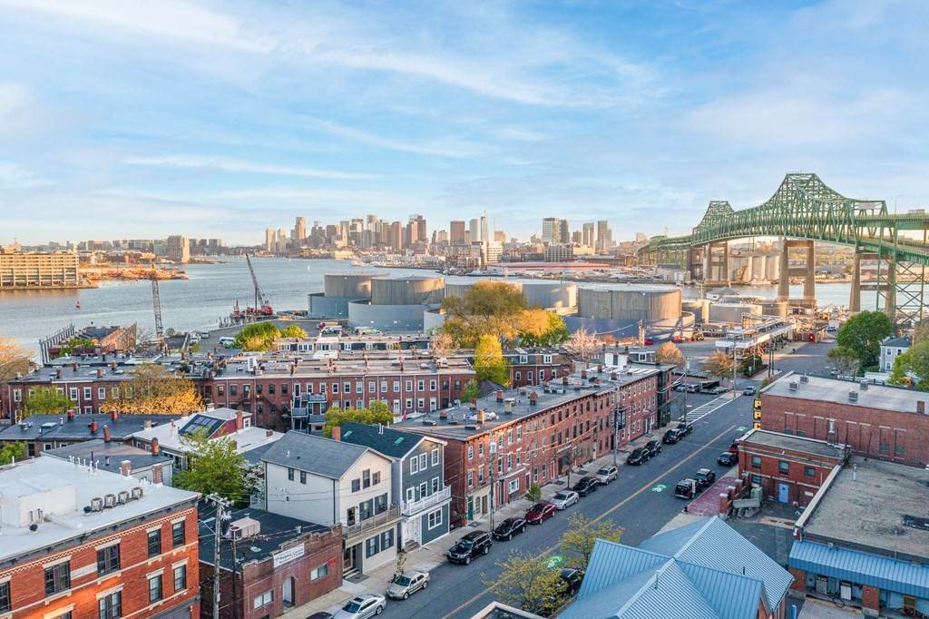 33 Chestnut St - Photo 1