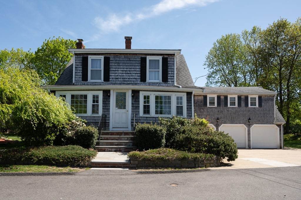 15 Somerville Ave - Photo 1