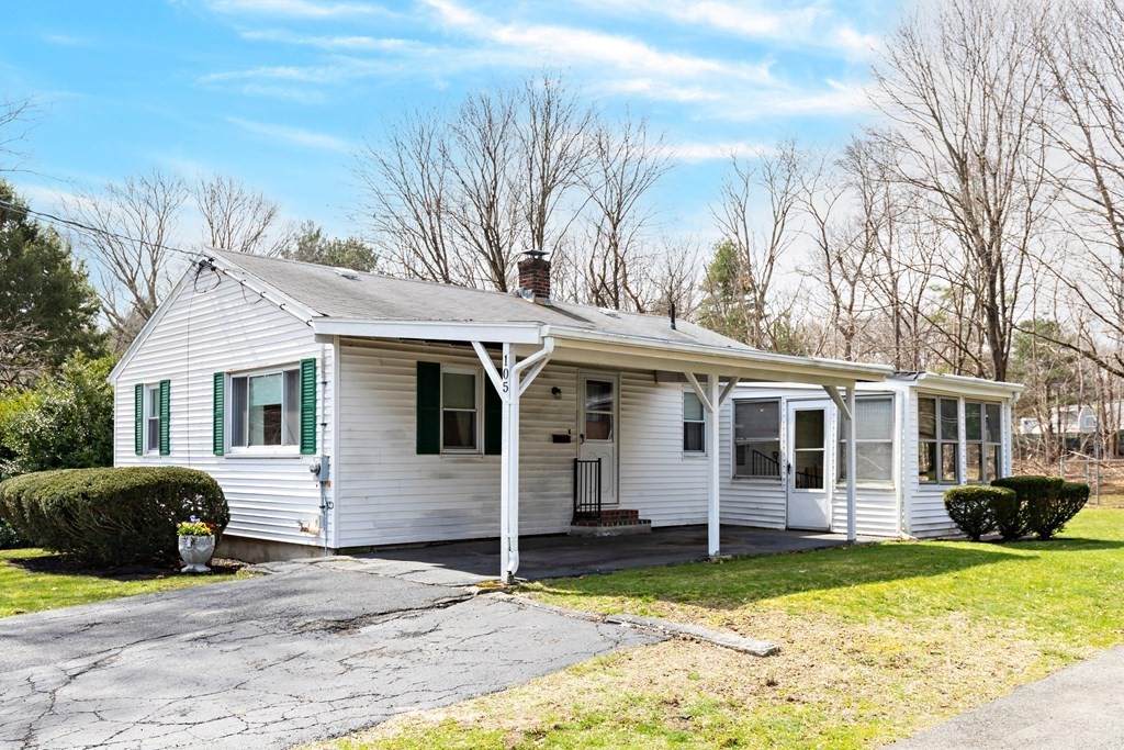 105 Sheridan Street - Photo 1