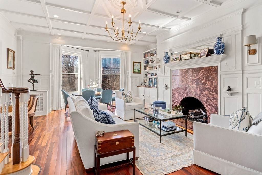 273 Commonwealth Avenue - Photo 1