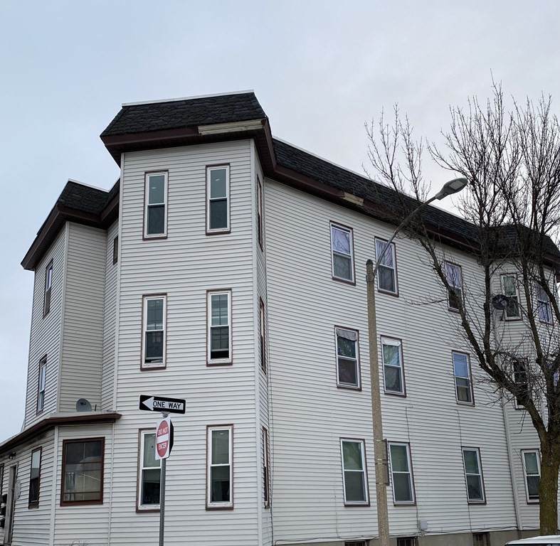 96 Milton Ave - Photo 1