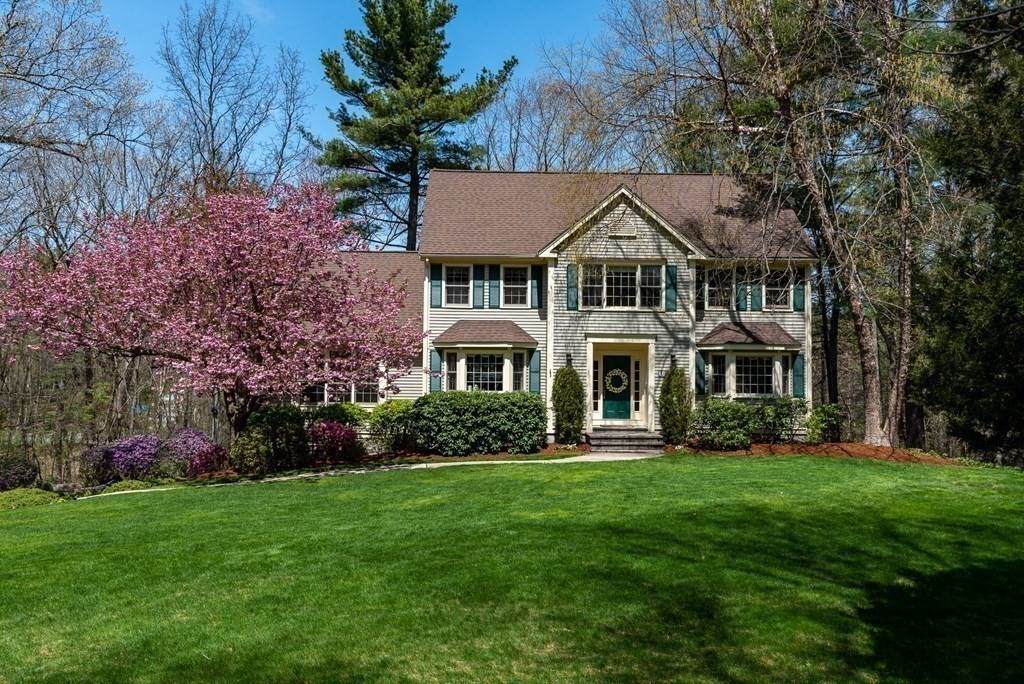 10 Heather Lane - Photo 1