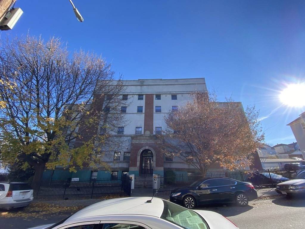 260 Fountain St - Photo 1