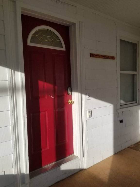 132 Main - Photo 1