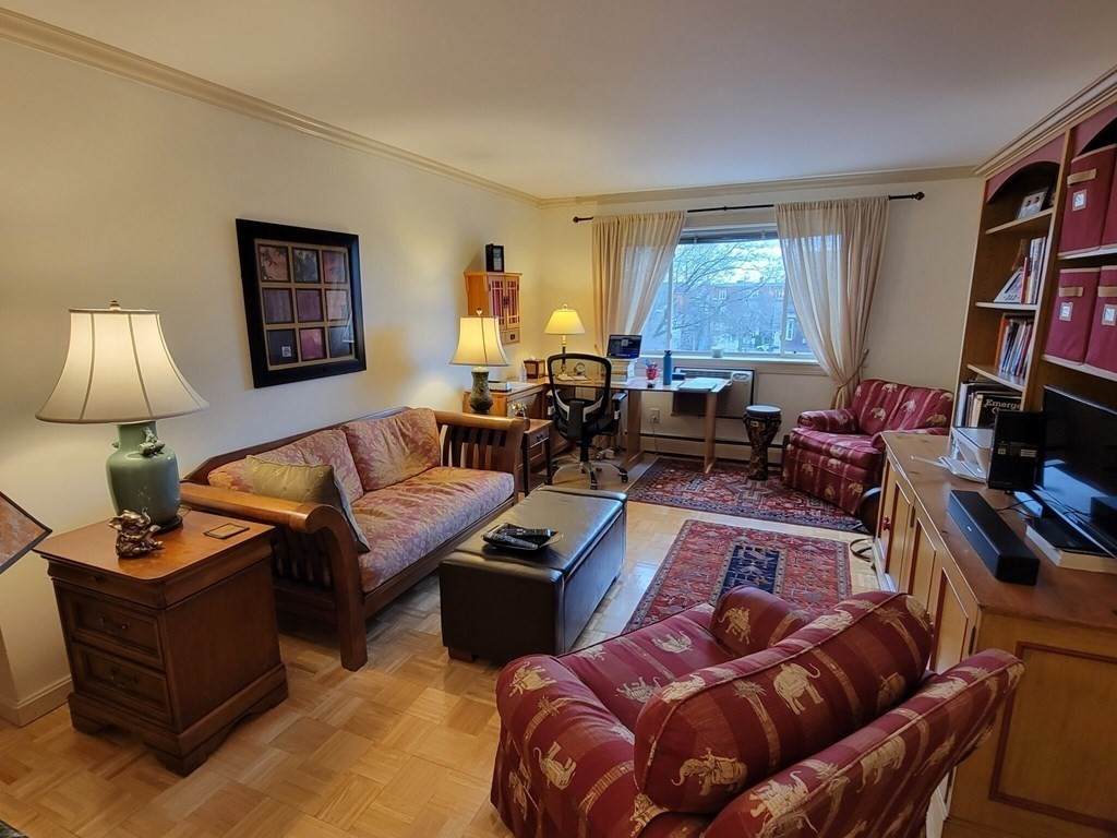 329 Harvard Street - Photo 1