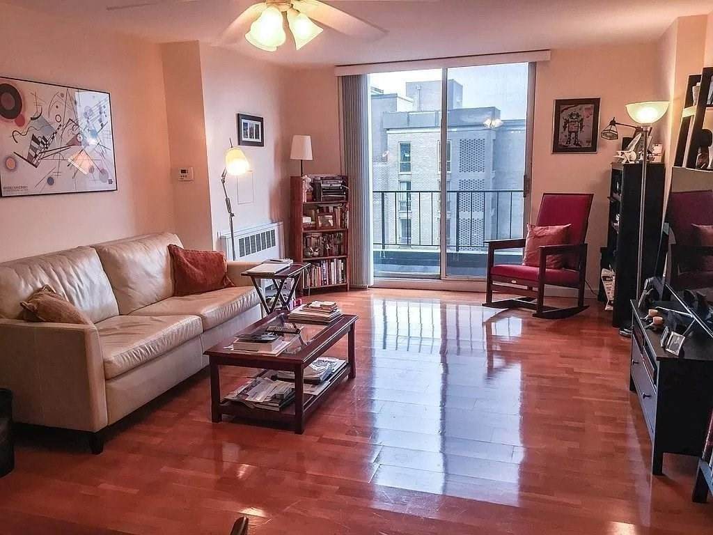 33 Pond Ave - Photo 1