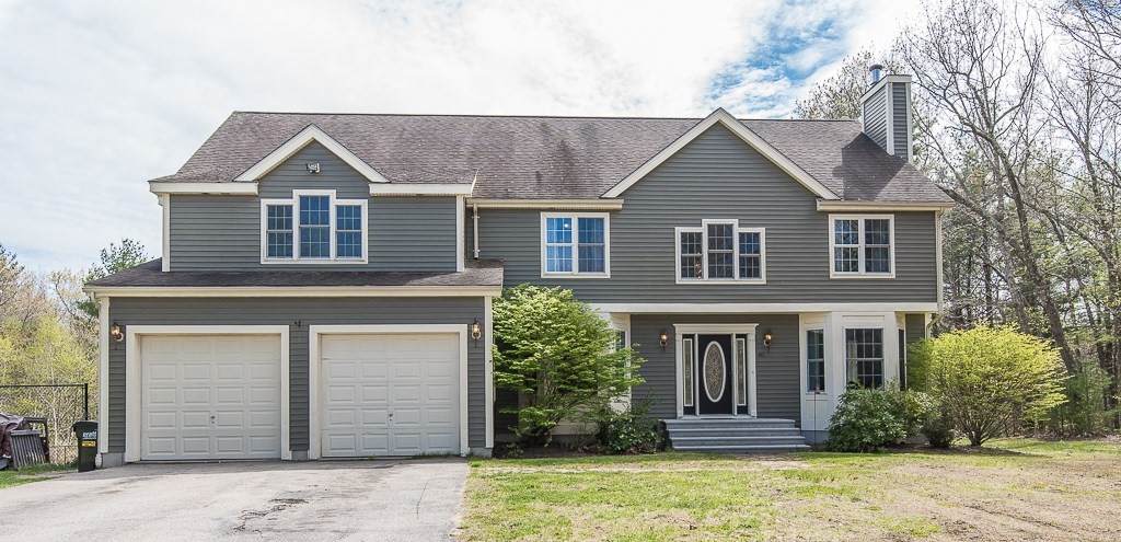 40 Royal Crest Drive - Photo 1