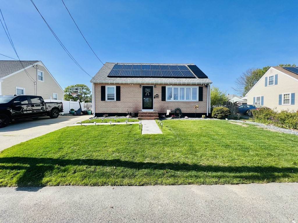 147 Ricketson St - Photo 1