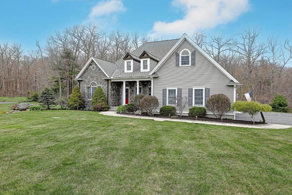 4 Bella Rosa Dr - Photo 1