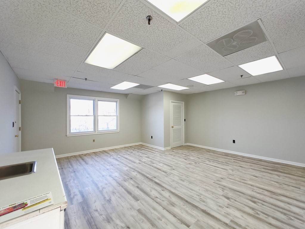 330 Boston Road - Photo 1