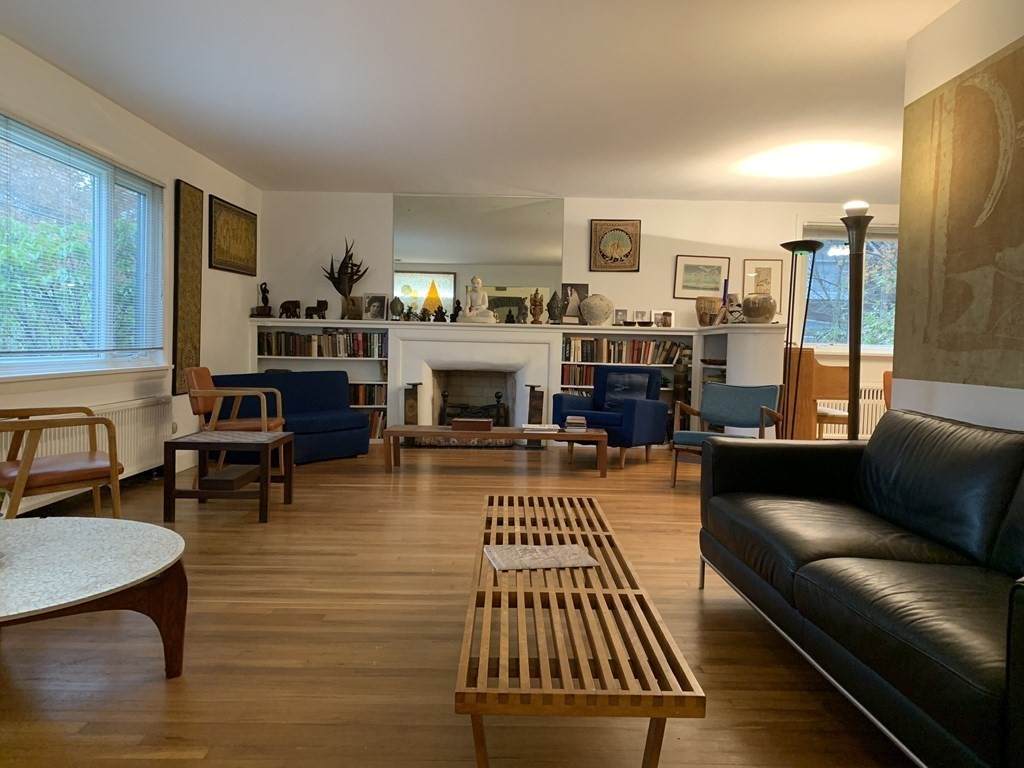 756 Washington St - Photo 1